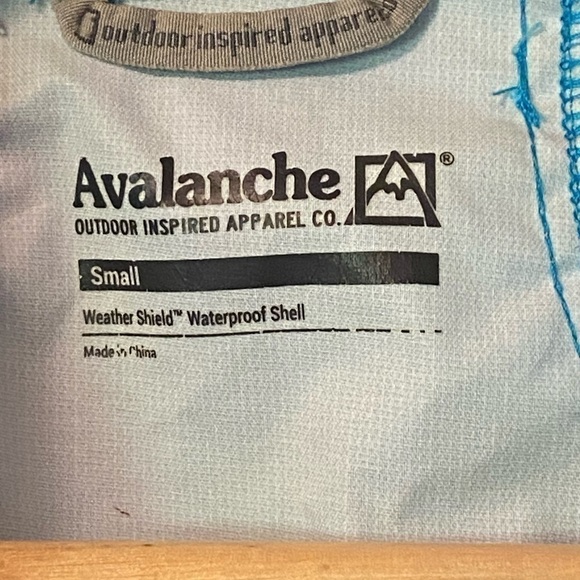 Avalanche Blue Jacket Outdoor Weather Shield Pockets Waterproof - Picture 5 of 8